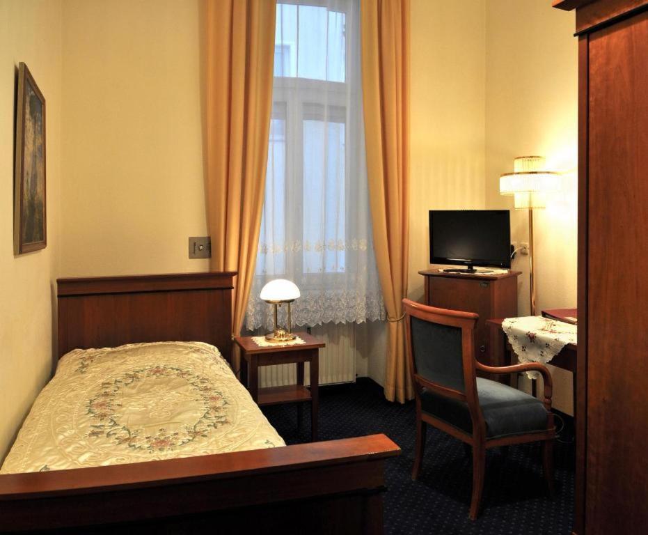 Zimmervermietung Fischer-Vroni-Am-See Gmunden Exterior foto